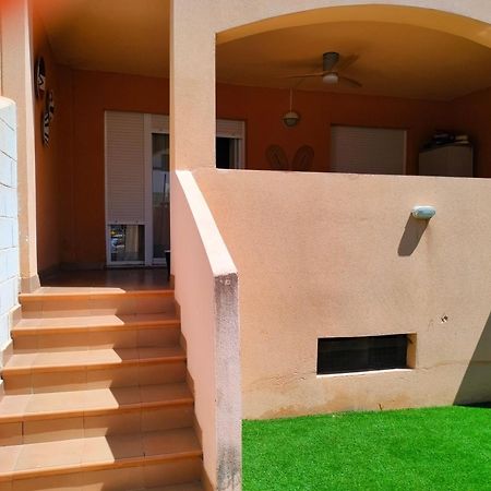 Bajo Con Jardin A Pie De Playa Y Piscina Comunitaria Con Jacuzzi Leilighet Playas de Vera Eksteriør bilde